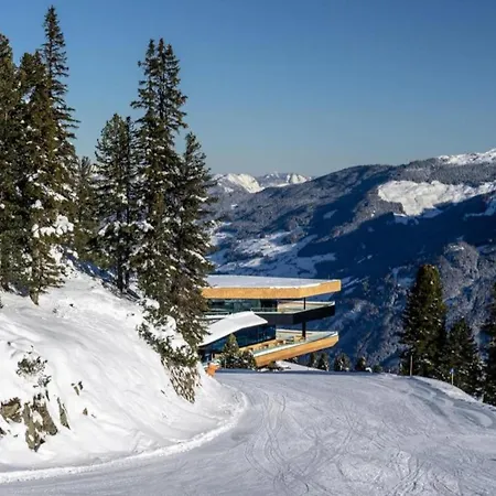 Apartamento In Kaltenbach With Ski-in Ski-out *